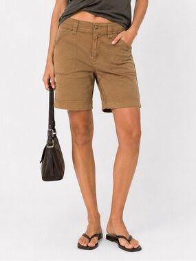 VTG Woolrich Tan Cotton Twill Bermuda
Shorts